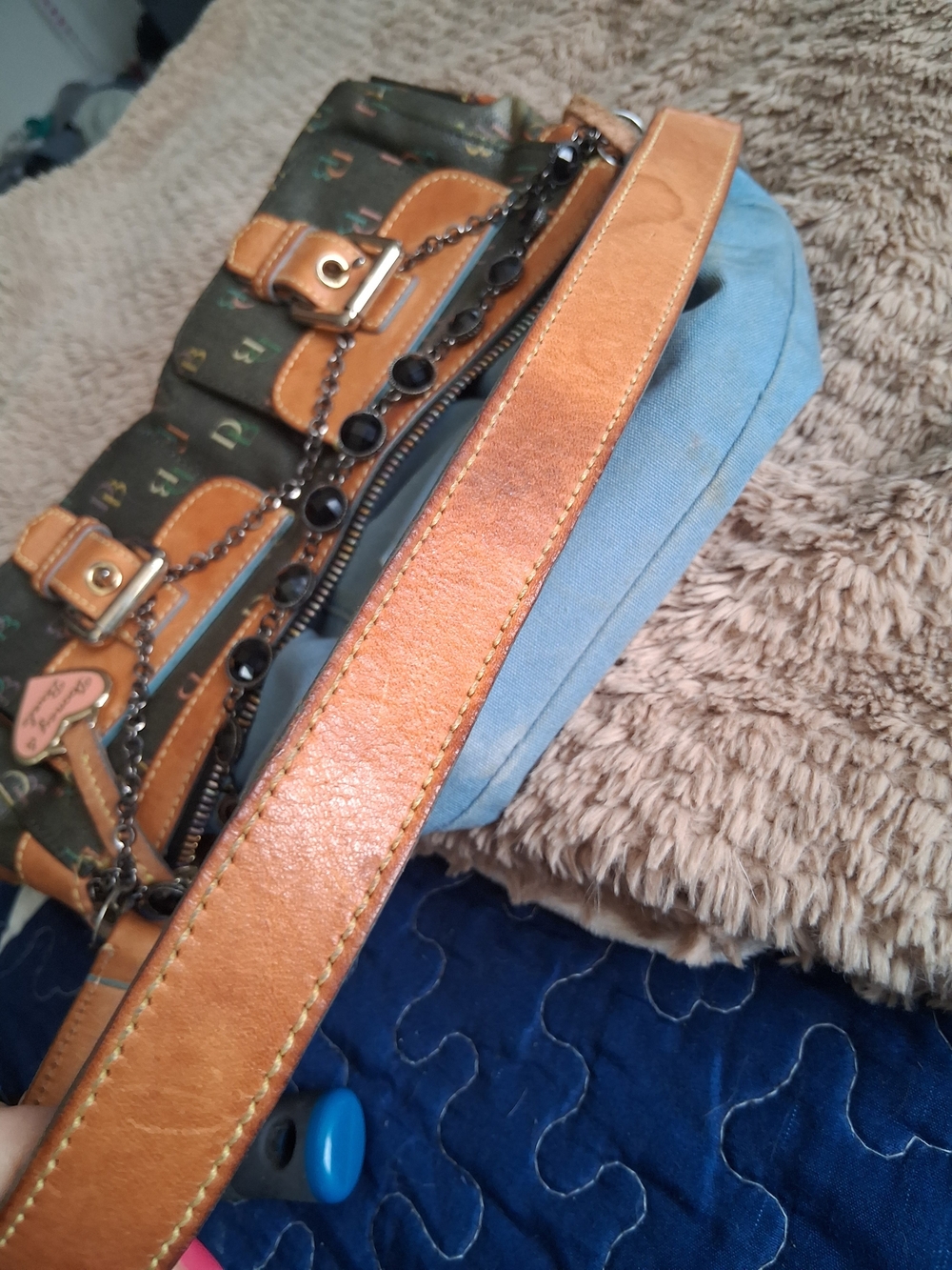 Dooney & Bourke Brown Logo Shoulder Bag with Tan Trim and Chain Detail - Picture 16 of 16